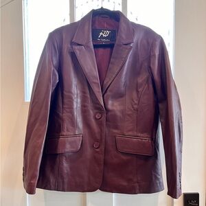 Elegant Maroon Leather Jacket